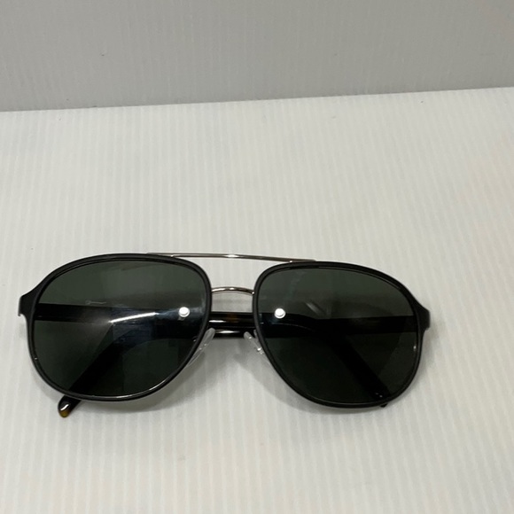 Prada polarized sunglasses spr 53x glass green lenses made in Italy - Picture 7 of 8